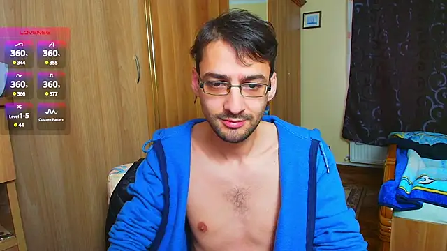 Snapshot of HungEddy chatting on December 4, 2024, 9:18 am HungEddy online show from December 4, 2024, 9:18 am