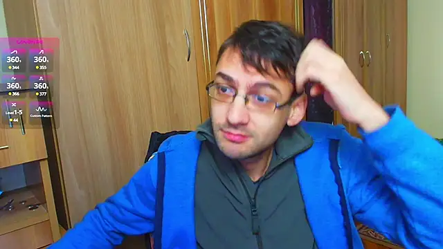 Snapshot of HungEddy chatting on December 25, 2024, 8:29 am HungEddy online show from December 25, 2024, 8:29 am