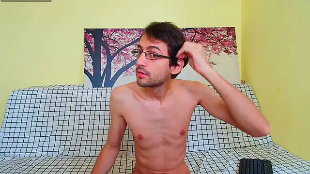 Snapshot of HungEddy chatting on September 12, 2025, 6:02 am HungEddy online show from September 12, 2025, 6:02 am