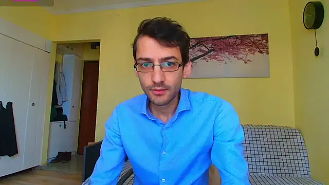 Snapshot of HungEddy chatting on December 5, 2025, 8:34 am HungEddy online show from December 5, 2025, 8:34 am