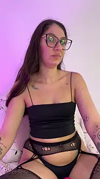 DianaSartori online show from April 9, 2026, 1:05 pm