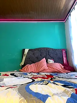 Snapshot of ALANAH_KITTY chatting on October 14, 2025, 8:20 pm ALANAH KITTY online show from October 14, 2025, 8:20 pm