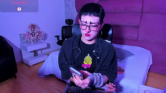 melodybonss  online show from December 22, 2024, 10:36 pm