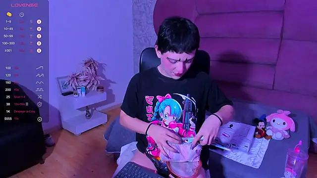 melodybonss  online show from January 17, 2025, 5:21 am