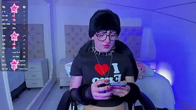 melodybonss  online show from March 5, 2025, 8:21 am