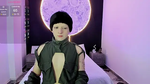 melodybonss  online show from March 12, 2025, 5:24 am