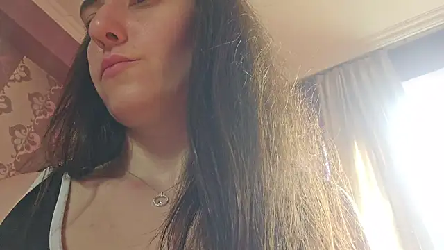 Snapshot of AlejandraDelaney chatting on June 22, 2026, 12:35 pm AlejandraDelaney online show from June 22, 2026, 12:35 pm