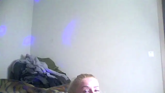 BrigitDani  online show from November 20, 2025, 1:11 pm