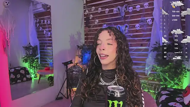 Sapphire Venuss online show from October 22, 2025, 1:28 am