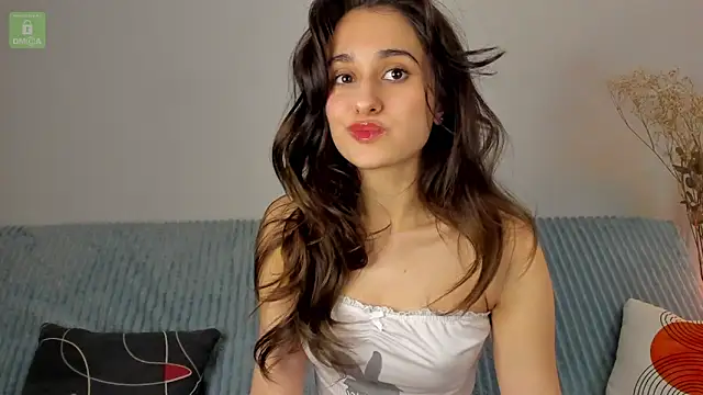 erika hoiree online show from December 6, 2024, 10:30 pm