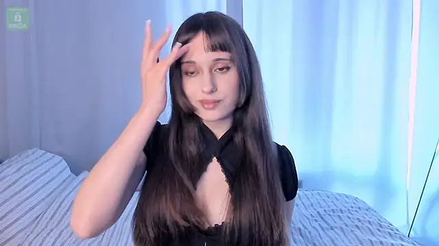 Snapshot of erika_hoiree chatting on June 21, 2026, 10:07 am erika hoiree online show from June 21, 2026, 10:07 am