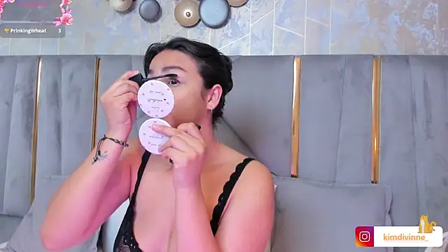 KimDevinne online show from March 19, 2025, 3:09 am