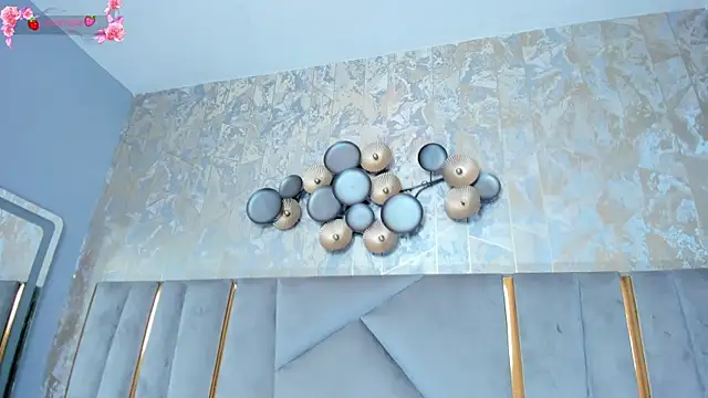 KimDevinne online show from January 9, 2026, 2:36 am