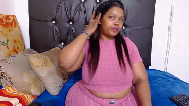 Snapshot of BigbootyNickyx chatting on September 13, 2025, 8:41 pm BigbootyNickyx online show from September 13, 2025, 8:41 pm