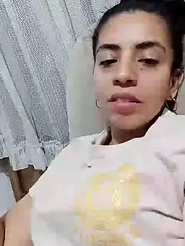 anngela01 online show from December 28, 2024, 7:33 am