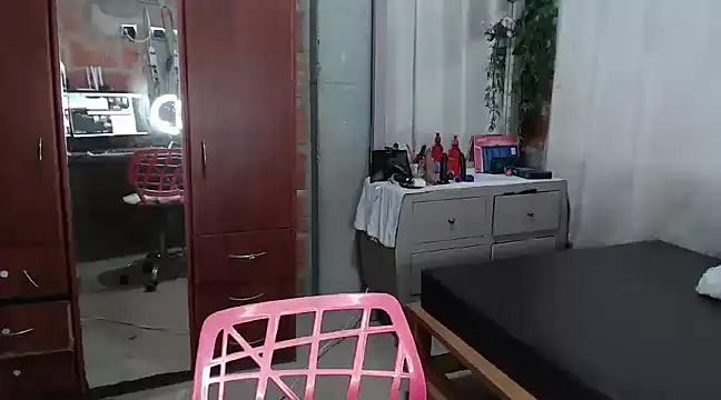 anngela01 online show from March 14, 2025, 8:17 pm