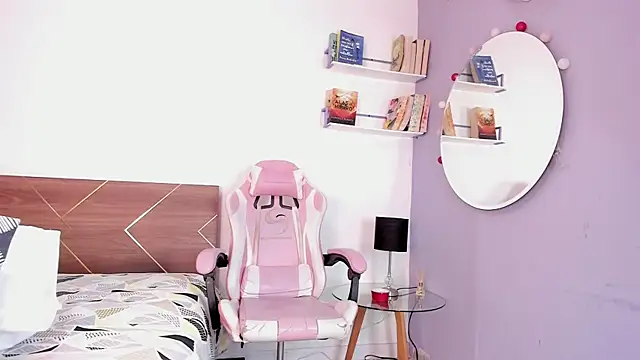 amber maxwell online show from January 11, 2025, 11:46 pm