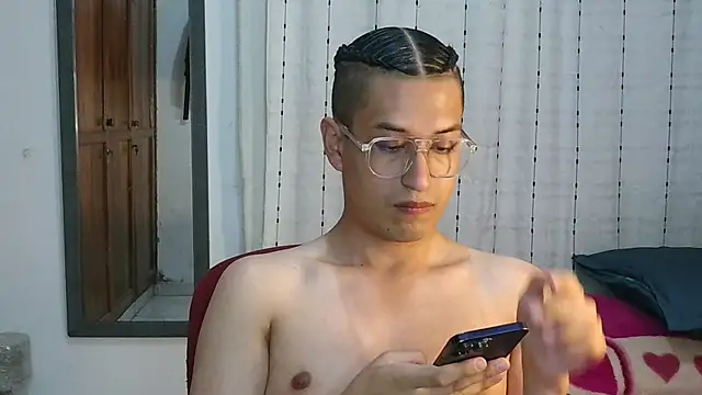 Orionferrer- online show from November 19, 2025, 4:23 am