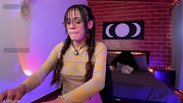 Scarlett Vela13 online show from May 15, 2026, 4:47 pm