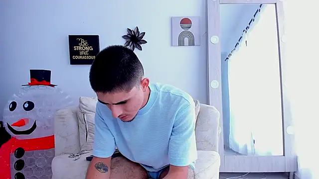 PhilipRich online show from December 23, 2024, 2:50 pm