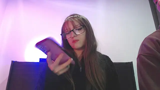 Aurora blossom   online show from December 3, 2025, 8:51 pm