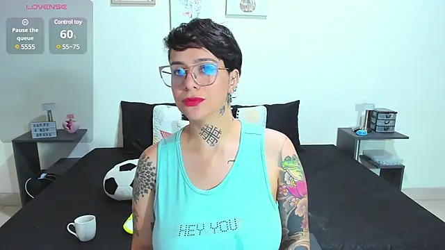 KatInk online show from February 11, 2025, 2:13 pm