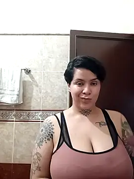 Snapshot of KatInk chatting on July 7, 2026, 4:55 pm KatInk online show from July 7, 2026, 4:55 pm
