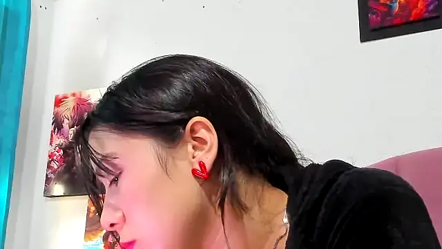 teffy lee online show from April 21, 2026, 8:34 pm