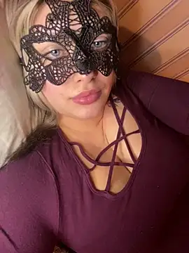 69Laura696 online show from March 2, 2025, 4:53 pm