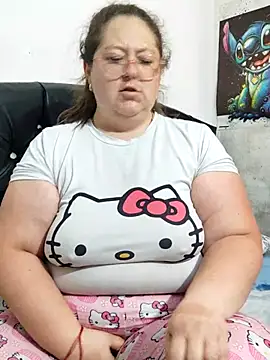 Snapshot of Chloee_ep chatting on December 24, 2024, 9:11 pm Chloee ep online show from December 24, 2024, 9:11 pm