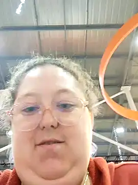 Snapshot of Chloee_ep chatting on January 8, 2025, 12:28 am Chloee ep online show from January 8, 2025, 12:28 am