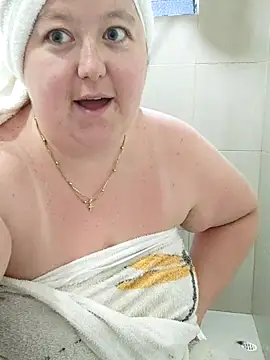 Snapshot of Chloee_ep chatting on January 13, 2025, 12:51 am Chloee ep online show from January 13, 2025, 12:51 am