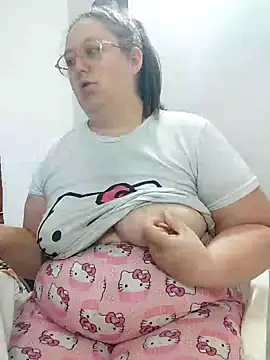 Snapshot of Chloee_ep chatting on January 18, 2025, 4:37 am Chloee ep online show from January 18, 2025, 4:37 am