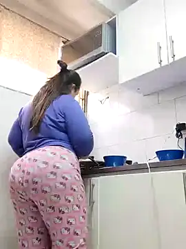 Snapshot of Chloee_ep chatting on February 8, 2025, 6:55 pm Chloee ep online show from February 8, 2025, 6:55 pm