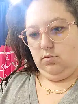 Snapshot of Chloee_ep chatting on February 25, 2025, 3:49 pm Chloee ep online show from February 25, 2025, 3:49 pm