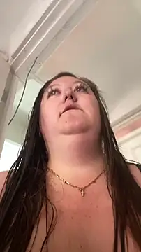 Snapshot of Chloee_ep chatting on October 16, 2025, 4:41 pm Chloee ep online show from October 16, 2025, 4:41 pm