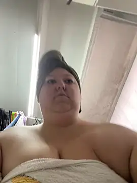 Chloee ep online show from April 10, 2026, 12:32 pm