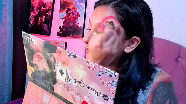 Mila nixon02 online show from November 29, 2025, 4:32 pm