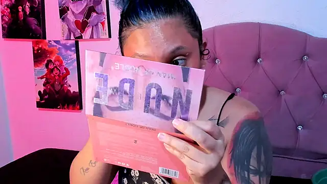 Mila nixon02 online show from April 25, 2026, 3:09 am