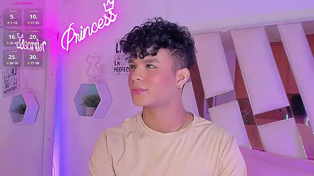 EthanCollens online show from January 9, 2025, 9:16 pm