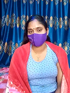 Hot Maleka online show from February 19, 2025, 1:51 am