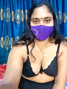 Hot Maleka online show from February 24, 2025, 5:54 am