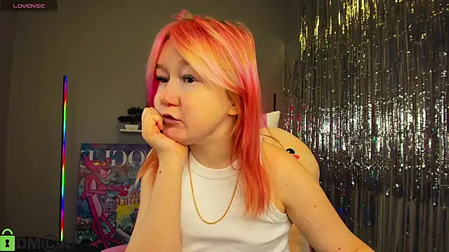 Sara Robinson online show from January 28, 2025, 10:23 am