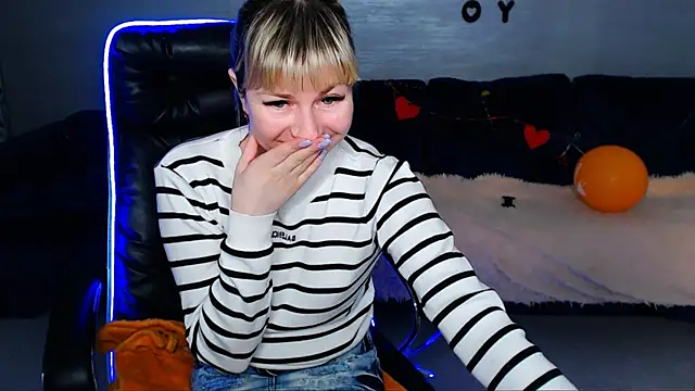 Incredible Ariela online show from March 7, 2025, 1:29 pm