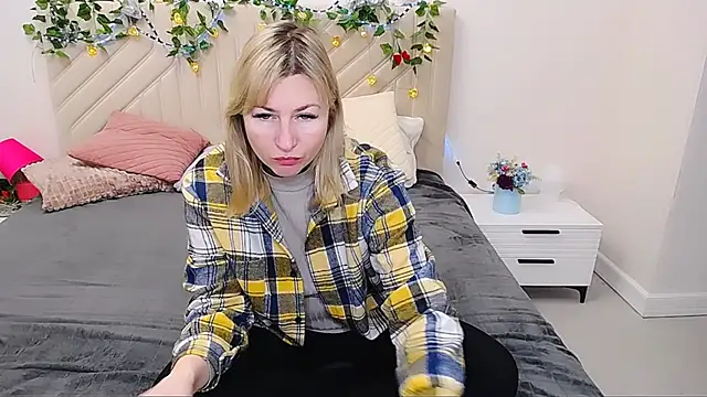 Incredible Ariela online show from December 19, 2025, 8:54 am