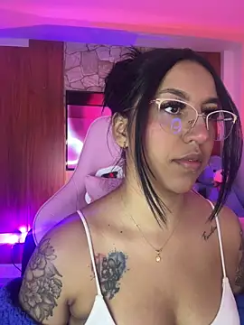 Tamara Roberts1 online show from February 24, 2026, 2:20 am