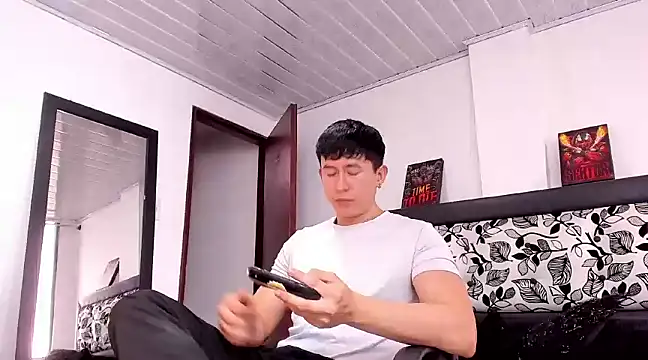 setsuna10 online show from December 18, 2024, 9:51 pm