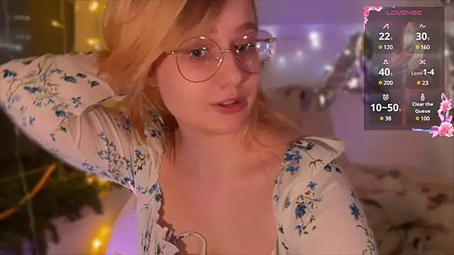 JacyWinslat online show from January 31, 2025, 6:14 pm