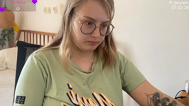 Snapshot of JacyWinslat chatting on February 7, 2026, 6:39 am JacyWinslat online show from February 7, 2026, 6:39 am