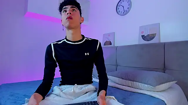 NeoRaptis online show from January 7, 2025, 7:59 pm